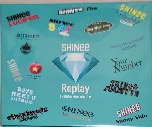Pochette de SHINee's Memorial Box "Replay" de SHINee