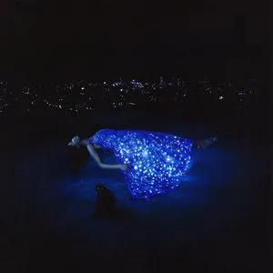 Pochette de 六等星の夜 / 悲しみはオーロラに / TWINKLE TWINKLE LITTLE STAR de Aimer