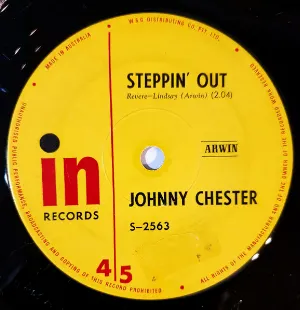 Pochette de Steppin’ Out de Johnny Chester