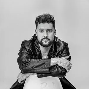 Pochette de My World de Calum Scott