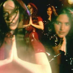 Pochette de Galina de Allie X - Empress Of
