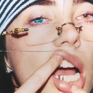 Pochette de L’AMOUR DE MA VIE (OVER NOW EXTENDED EDIT) de Billie Eilish