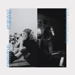 Pochette de half a world away de Clara Mae