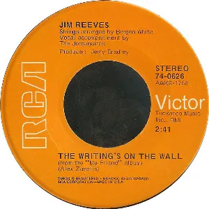 Pochette de The Writing’s on the Wall / You’re Free to Go de Jim Reeves