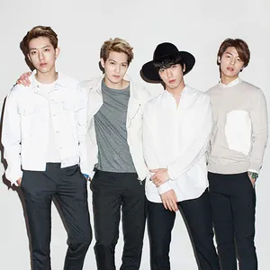 Pochette de WHITE de CNBLUE