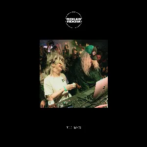 Pochette de 2019-08-16: Summer Nights de 100 gecs