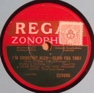 Pochette de I'm Shooting High / I've Got My Fingers Crossed de Louis Armstrong & His Orchestra