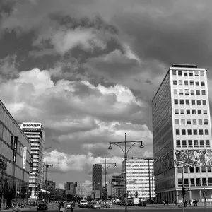 Pochette de Microphonics XXI–XXV: Mounting Among the Waves, There’s a Light in Vein. The Burden of Hope Across Thousands of Rivers de Dirk Serries