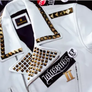 Pochette de Unchained de LOVEBITES