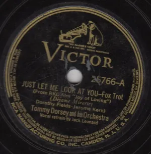 Pochette de Just Let Me Look at You / You Couldn’t Be Cuter de Tommy Dorsey and His Orchestra