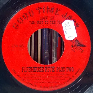 Pochette de Show Me the Way to the Fire / San Antonio Rose de Firehouse Five Plus Two