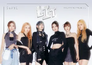 Pochette de LIT de STAYC