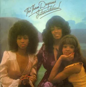 Pochette de International de The Three Degrees