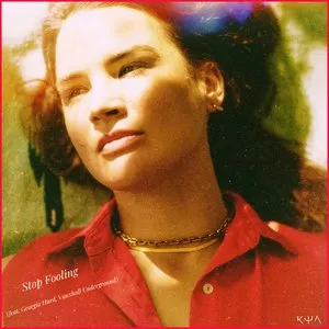 Pochette de Stop Fooling de Keep Shelly in Athens