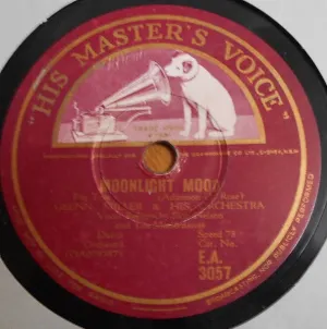 Pochette de Moonlight Mood / Happy-Go-Lucky de Glenn Miller and His Orchestra
