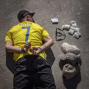 Pochette de NUR NOCH GUCCI de Capital Bra