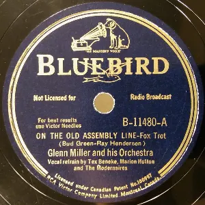 Pochette de On the Old Assembly Line / When Johnny Comes Marching Home de Glenn Miller and His Orchestra
