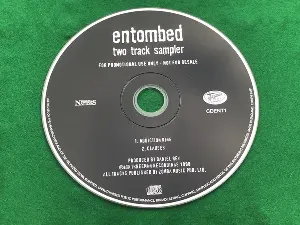 Pochette de Two Track Sampler de Entombed