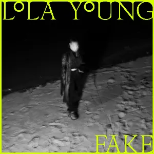Pochette de FAKE de Lola Young
