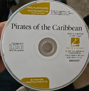 Pochette de Pirates of the Caribbean de Hal Leonard