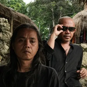 Pochette de Samudera de Senyawa