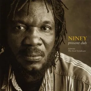Pochette de Present Dub de Niney the Observer