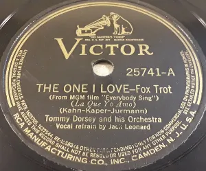 Pochette de The One I Love / (I Can Dream) Can’t I? de Tommy Dorsey and His Orchestra