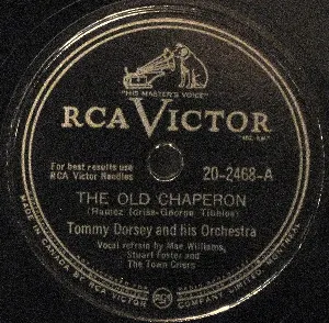 Pochette de The Old Chaperon / L-L-L-L-A de Tommy Dorsey and His Orchestra