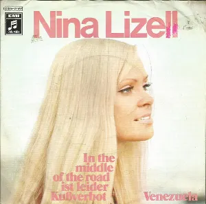 Pochette de In The Middle Of The Road ist leider Kußverbot de Nina Lizell