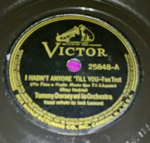 Pochette de I Hadn’t Anyone ’Till You / Azure de Tommy Dorsey and His Orchestra