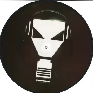 Pochette de So Many Sacrifices (The Remixes) de DJ Ruffneck