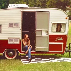 Pochette de Caravan de Jada Facer