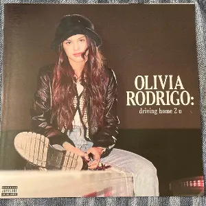 Pochette de Olivia Rodrigo: driving home 2 u de Olivia Rodrigo