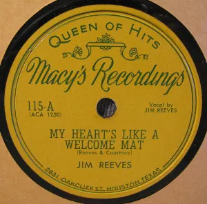 Pochette de My Heart's Like a Welcome Mat / Teardrops of Regret de Jim Reeves