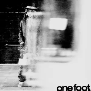Pochette de One Foot de Greentea Peng