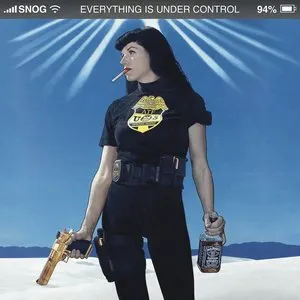Pochette de Everything Is Under Control de Snog