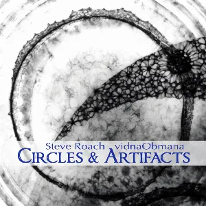 Pochette Circles & Artifacts