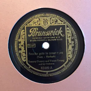 Pochette de Smoke Gets in Your Eyes / Body and Soul de Tommy Dorsey and His Orchestra - Victor Young and His Orchestra - Tommy Dorsey