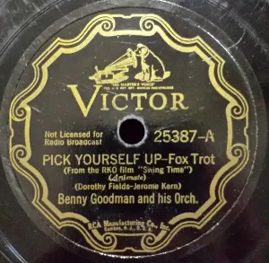 Pochette de Pick Yourself Up / Down South Camp Meeting de Benny Goodman and His Orchestra