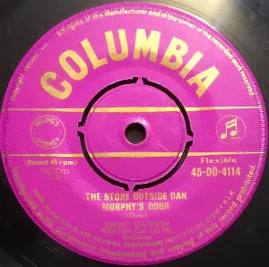 Pochette de The Stone Outside Dan Murphy’s Door / Song of the Inland de Smoky Dawson
