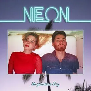 Pochette de Neon de Magdalena Bay