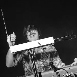 Pochette de Welcome Theremin de Mezerg