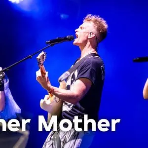 Pochette de 2023-08-18: Lowlands: Evenemententerrein Walibi Holland, Biddinghuizen, Netherlands de Mother Mother