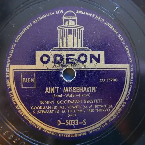 Pochette de Ain't Misbehavin' / Limehouse Blues de The Benny Goodman Sextet