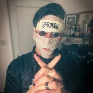 Pochette de Masking Your Emotions de Venjent