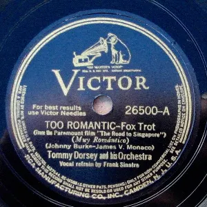 Pochette de Too Romantic / Sweet Potato Piper de Tommy Dorsey and His Orchestra