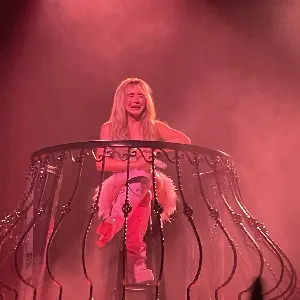Pochette de Feather de Sabrina Carpenter