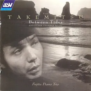 Pochette de Between Tides and Other Chamber Music de Tōru Takemitsu
