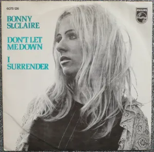 Pochette de Don't Let Me Down / I Surrender de Bonnie St. Claire