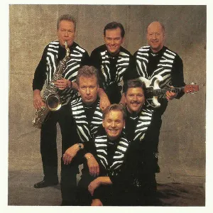 Pochette de 16 de Schytts
